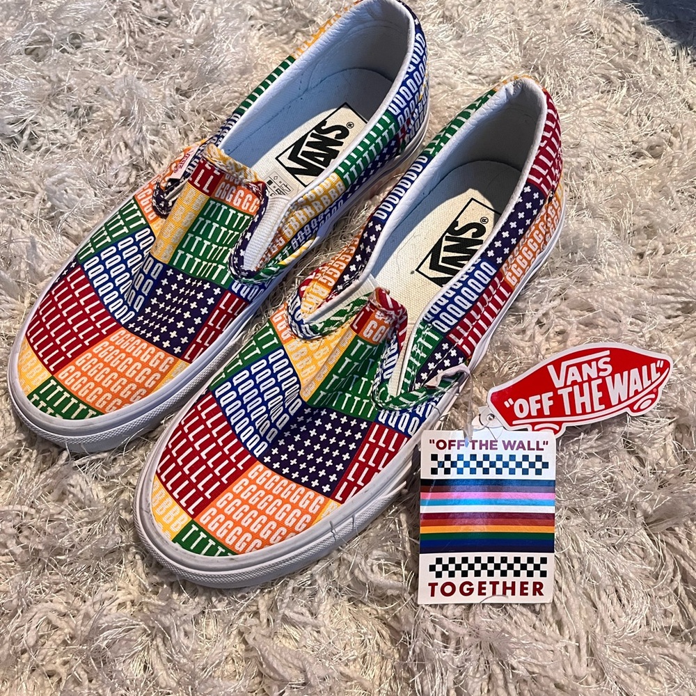 Vans PRIDE Slip-Ons